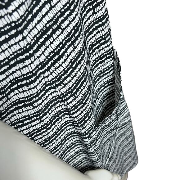 T by Talbots Black & White Striped Short Sleeve Casual Dress with Pockets Size M - Picture 7 of 8